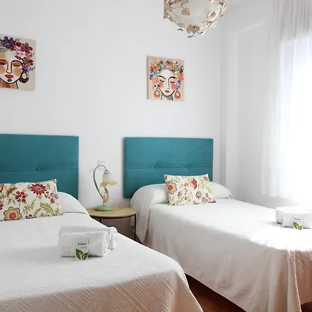 Playa De La Concha Apartment *
